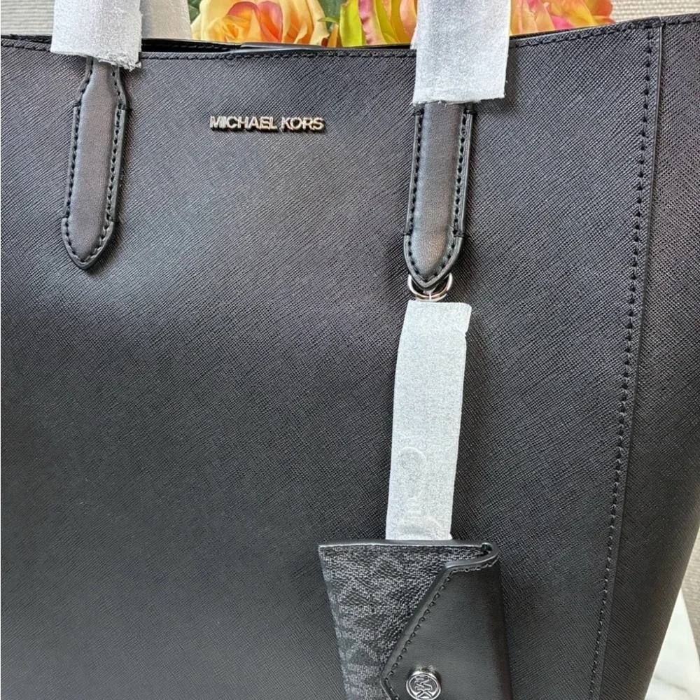 Michael Kors Vincent Large Saffiano Leather Tote Bag With Card Case - Picture 3 of 7
